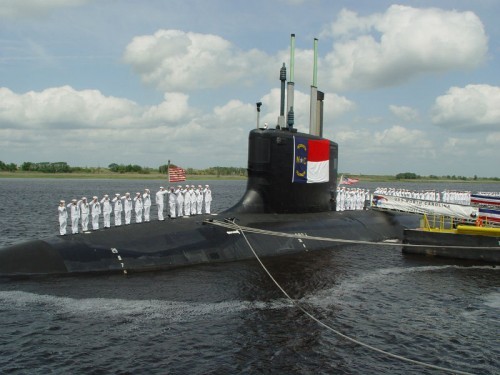 Tàu ngầm tấn công USS North Carolina của Mỹ cập cảng Subic, gần Scarborough khiến Bắc Kinh ít nhiều chú ý, cẩn trọng hơn một chút