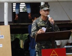 Người phát ngôn hải quân Philippines, đại tá Omar Tonsay