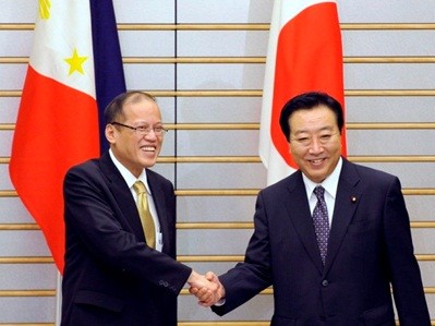 Nhật Bản không dùng lời nói mà bằng hành động hỗ trợ Philippines (ảnh Thủ tướng Yoshihiko Noda và Tổng thống Benigno Aquino III trong chuyến công du Nhật Bản của ông Aquino III năm ngoái))