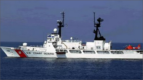 Chiến hạm cũ lớp Hamilton Mỹ vừa bàn giao cho Philippines hôm 22/5 so với các tàu Hải giám, Ngư chính của Trung Quốc trên biển Đông, nhiều người dân Philippines có cảm giác tàu của họ còn "khiêm tốn"
