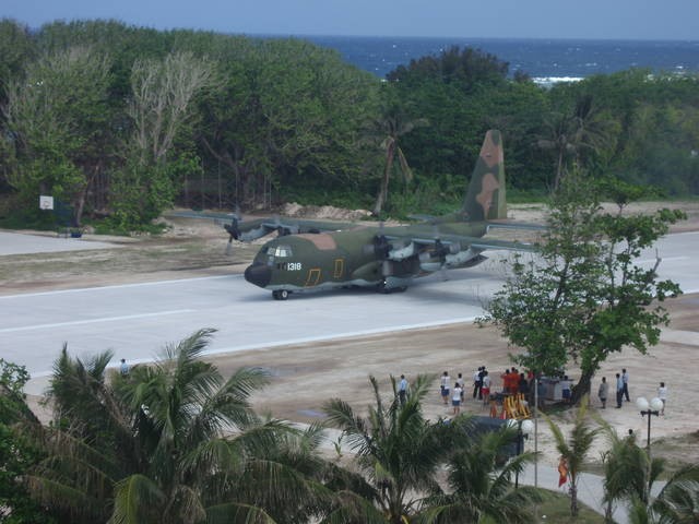 Sân bay quân sự trên đảo Ba Bình trong quần đảo Trường Sa thuộc chủ quyền Việt Nam do Đài Loan chiếm đóng và xây dựng trái phép