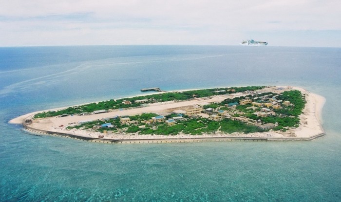 Sân bay trên đảo Trường Sa nằm trong quần đảo Trường Sa thuộc chủ quyền Việt Nam hiện do Hải quân nhân dân Việt Nam quản lý