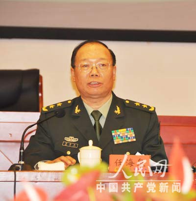 Nhiệm Hải Tuyền, trung tướng, Phó giám đốc học viện Khoa học quân sự Trung Quốc được cử làm trưởng đoàn đại diện Bắc Kinh dự Shangri-la 2012, Trung Quốc đột ngột giảm cấp độ trưởng đoàn từ Bộ trưởng Quốc phòng sang một trung tướng cấp cục - vụ là một dấu hiệu lạ của Shangri-la năm nay