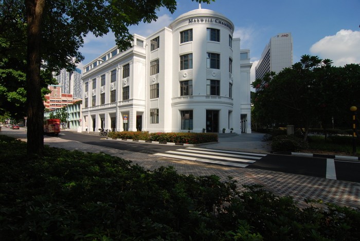 Tòa nhà Maxwell Chambers nơi chính phủ Singapore đầu tư rất nhiều trang thiết bị hiện đại phục vụ hoạt động của Trung tâm trọng tài quốc tế Singapore