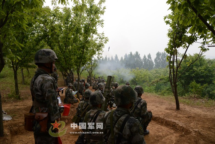 Học viên sĩ quan Trung Quốc tham gia huấn luyện