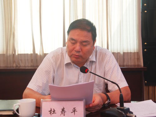 Ông Đỗ Thọ Bình, Phó thị trưởng thành phố An Khang xin lỗi gia đình nạn nhân, hứa sẽ không né tránh, điều tra xử lý nghiêm các đối tượng tham gia cưỡng chế phá thai