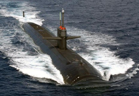 Tàu ngầm hạt nhân USS Louisville (SSN 724) xuất hiện tại cảng Subic Philippines hôm 25/6 vừa qua