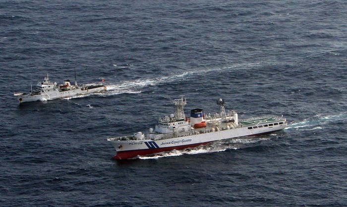 Tàu Cảnh sát biển Nhật Bản ngăn chặn tàu Ngư chính Trung Quốc lân la tiếp cận Senkaku
