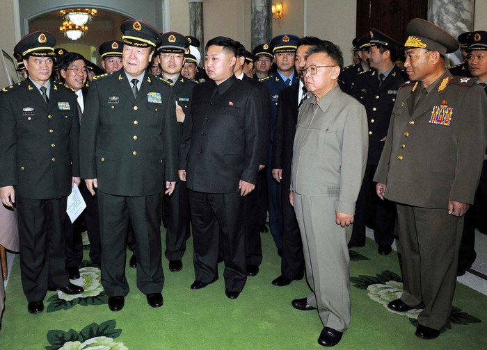Tháp tùng lãnh đạo Bắc Triều Tiên tiếp phái đoàn Trung Quốc