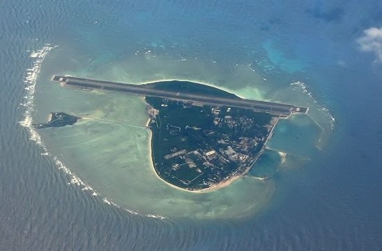 Đảo Phú Lâm trong quần đảo Hoàng Sa của Việt Nam bị Trung Quốc chiếm đóng trái phép nhìn từ vệ tinh