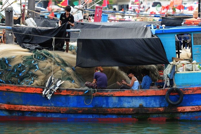 Ngư dân Trung Quốc chuẩn bị cho chuyến đổ ra biển Đông đánh bắt (trái phép)