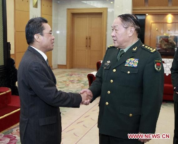 Ông Lương Quang Liệt, Bộ trưởng Quốc phòng Trung Quốc tiếp Đại sứ Indonesia Imron Cotan tại Bắc Kinh tháng 1/2012
