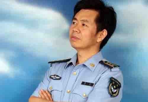 Đái Húc, Đại tá, giáo sư Đại học Quốc phòng Trung Quốc với phát ngôn gây sốc