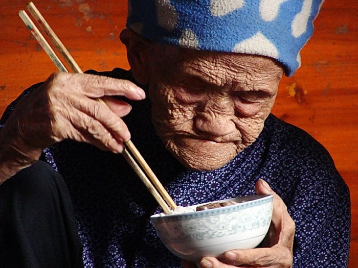 Hội Người cao tuổi Trung Quốc xác nhận cụ Trân xếp đầu bảng "Thập đại thọ tinh Trung Hoa", ở tuổi 127 vẫn minh mẫn, khỏe mạnh