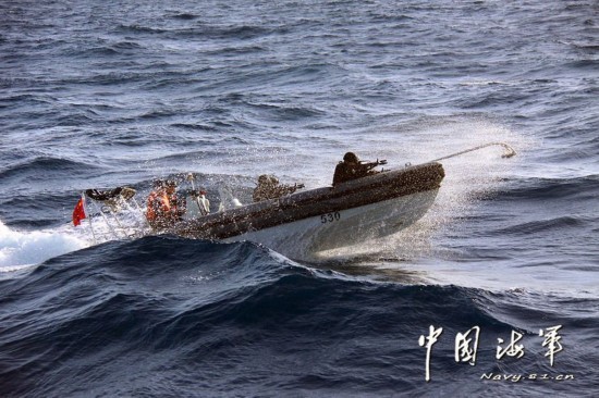 Xuồng cao tốc đệm khí hải quân Trung Quốc