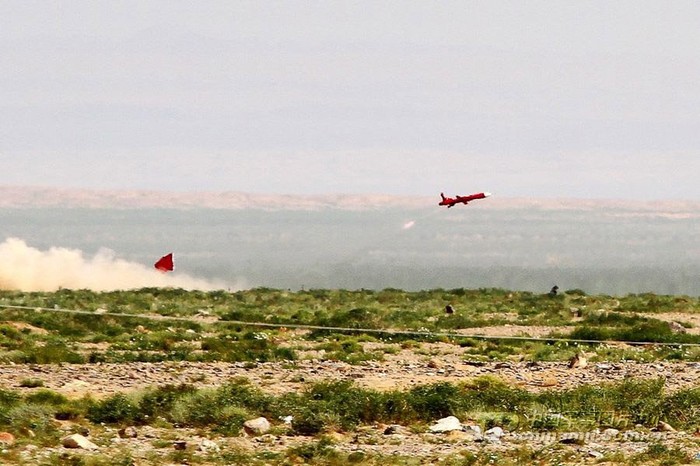 Phóng tên lửa trên sa mạc Gobi