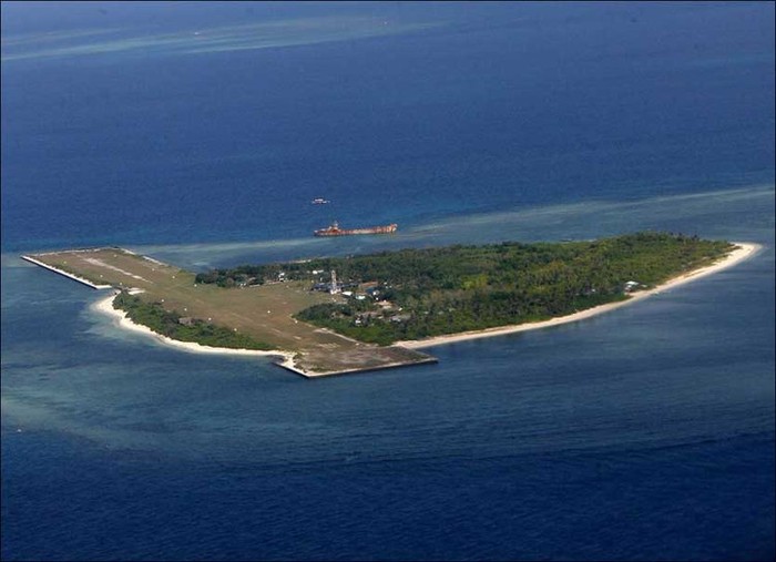 Đảo Thị Tứ trong quần đảo Trường Sa thuộc huyện Trường Sa, Khánh Hòa, Việt Nam hiện đang bị Philippines chiếm đóng trái phép