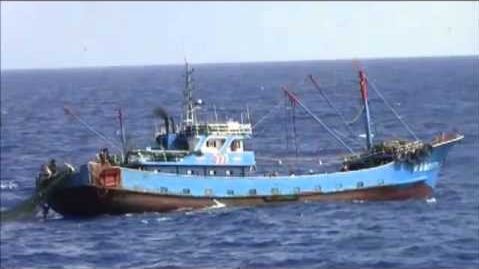 Tàu cá Trung Quốc đánh bắt trên biển Hoa Đông gần khu vực Senkaku đang có tranh chấp với Nhật Bản (ảnh minh họa)