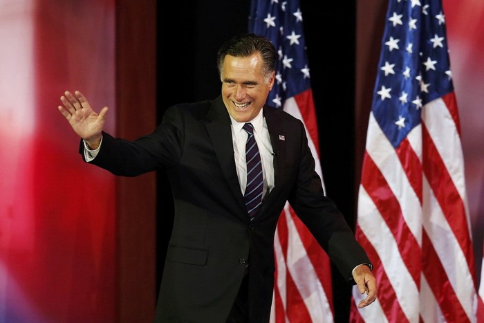 Mitt Romney đã phát biểu nhận thất bại, gọi điện chúc mừng đối thủ Obama
