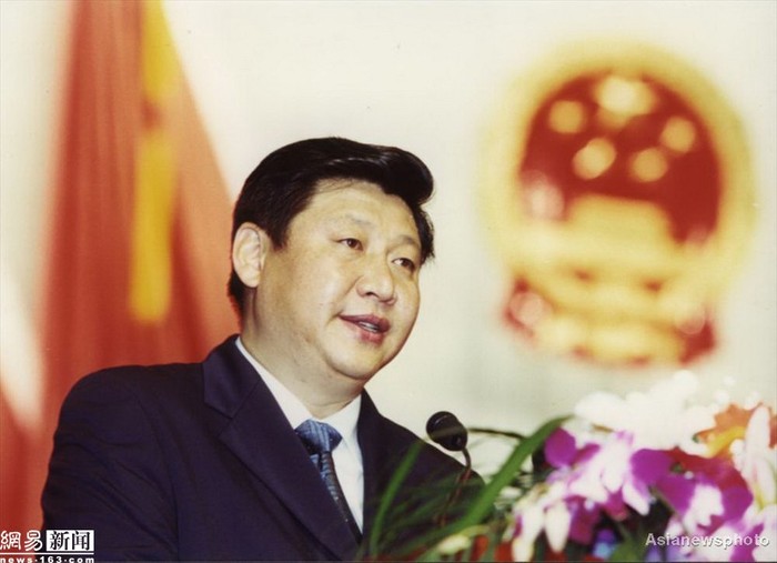 Tháng 2/2001, ông Tập Cận Bình phát biểu trong một cuộc họp với cương vị Tỉnh trưởng Phúc Kiến
