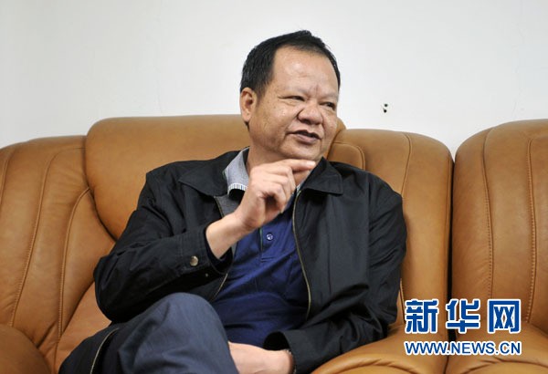 Chu Vĩ Tư, Chủ tịch phường Nam Liên đã bị tạm đình chỉ chức vụ để điều tra về nguồn gốc khối tài sản khổng lồ theo tố cáo của Chu Kiệt trên internet