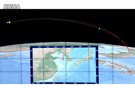 Đường đi của tên lửa Unha-3 Bắc Triều Tiên
