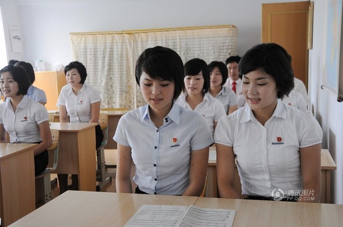 Nữ sinh Bắc Triều Tiên trên giảng đường