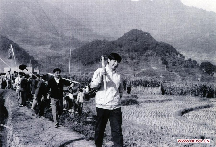 1988, Tập Cận Bình tham gia chương trình nghiên cứu nông thôn