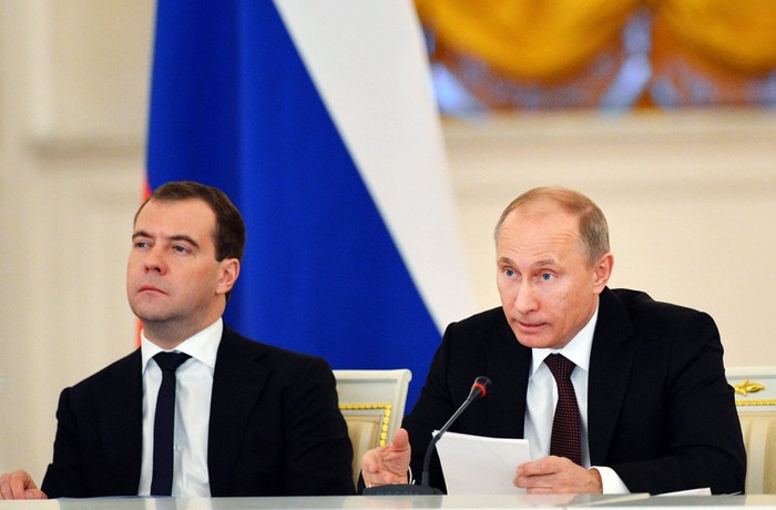 Tổng thống Nga Putin và Thủ tướng Medvedev