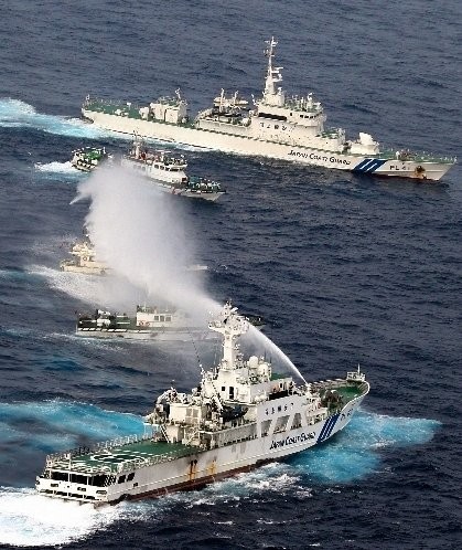 Sau một hồi đọ "thủy lực", nhóm tàu Đài Loan đã buộc phải rời khỏi Senkaku mà không đạt được mục đích ban đầu