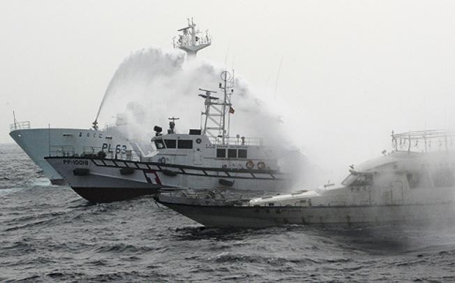 Tàu Cảnh sát biển Nhật Bản dùng vòi rồng ngăn chặn tàu Đài Loan tìm cách đột nhập Senkaku