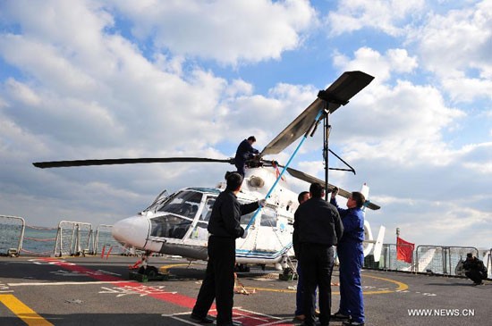 Tàu Hải giám 50 Trung Quốc chở theo trực thăng
