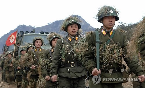 Lính Bắc Triều Tiên tham gia tập trận