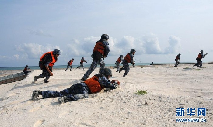 Lính Trung Quốc tập trận đổ bộ chiếm đảo tại "một hòn đảo" ở Biển Đông