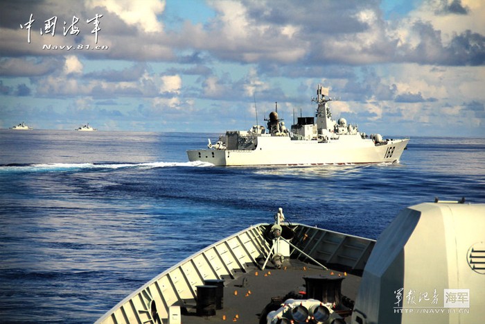 Tàu chiến hạm đội Nam Hải, Trung Quốc tập trận trên Biển Đông