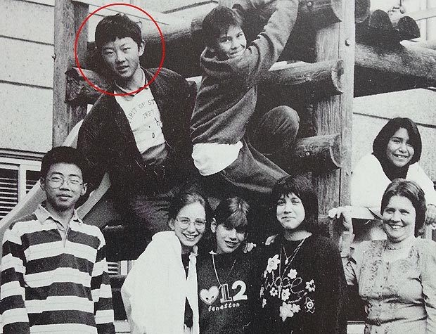 Kim Jong-un và bạn bè cùng trường quốc tế, thời kỳ này ông được cho là một người khá điềm tĩnh, thân thiện