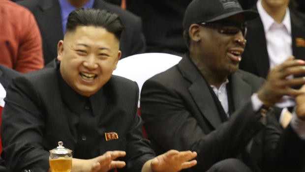 Nhà lãnh đạo Kim Jong-un và cựu ngôi sao bóng rổ Dennis Rodman tại Bình Nhưỡng hồi tháng Hai