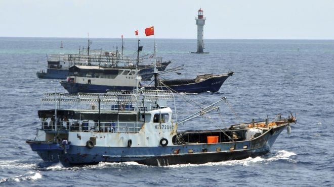 Năm ngoái, 32 chiếc tàu cá Trung Quốc cũng đã kéo ra khu vực quần đảo Trường Sa thuộc chủ quyền của Việt Nam đánh bắt trái phép