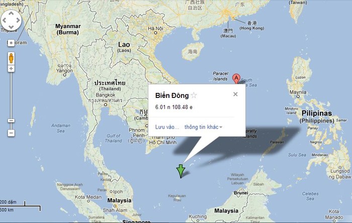 Tọa độ 6,01 độ Vĩ Bắc, 108,48 độ Kinh Đông, ảnh chụp từ Google Maps, trong đó quần đảo Trường Sa và Hoàng Sa của Việt Nam được chú thích bằng tên gọi quốc tế - tiếng Anh lần lượt là Spratly Islands và Paracel Islands.