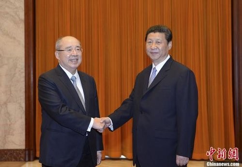 Chủ tịch danh dự Quốc dân đảng Đài Loan Ngô Bá Hùng và Tổng bí thư đảng Cộng sản Trung Quốc Tập Cận Bình nhóm họp tại Bắc Kinh