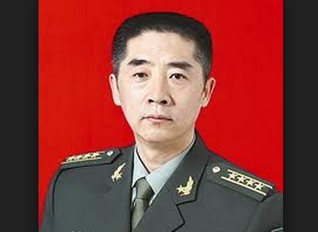 Đỗ Văn Long, một học giả diều hâu đeo lon Đại tá quân đội Trung Quốc