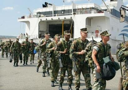 Lực lượng quân sự Mỹ quay trở lại cảng Subic, Philippines để tiếp nhiên liệu và sửa chữa tàu chiến, điều kiện thuận lợi để quay trở lại Biển Đông mà không cần xây dựng căn cứ quân sự mới.