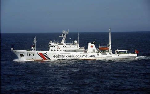 Tàu Cảnh sát biển Trung Quốc được sơn lại từ tàu Hải giám.