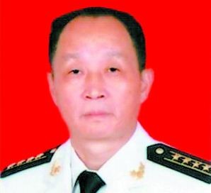 Lý Kiệt, lon Đại tá hải quân Trung Quốc.