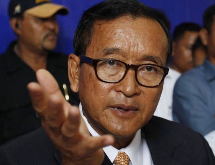 Ông Sam Rainsy, lãnh đạo đảng Cứu nguy dân tộc Campuchia là người đưa ra những quan điểm hết sức sai lệch về vấn đề chủ quyền lãnh thổ, kích thích chủ nghĩa dân tộc cực đoan và gây tổn hại đến quan hệ Campuchia - Việt Nam.