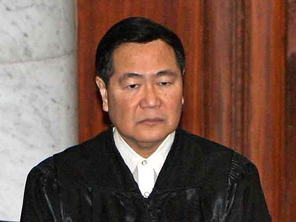 Thẩm phán tòa án Tối cao Philippines Antonio Carpio .