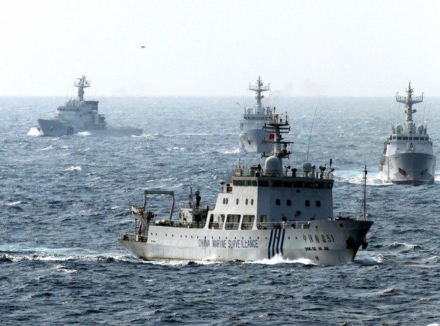Đội tàu Hải giám, "tiền thân" của Cảnh sát biển Trung Quốc ngoài Senkaku (Hình minh họa).