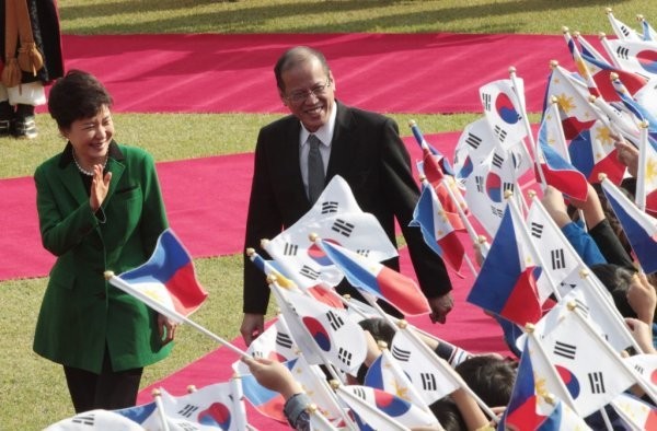 Tổng thống Philippines Aquino thăm chính thức Hàn Quốc.