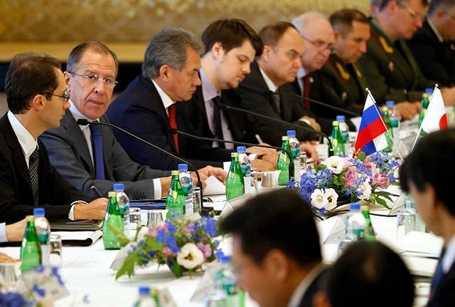 Hội đàm 2+2 giữa Ngoại trưởng, Bộ trưởng Quốc phòng Nga và Nhật Bản lần đầu tiên được tổ chức.