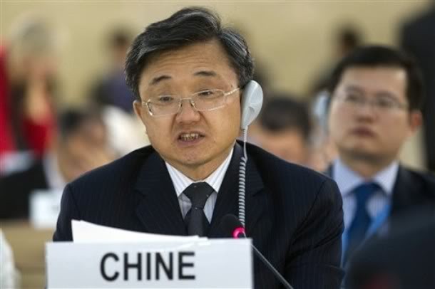 Ông Lưu Chấn Dân, Thứ trưởng Bộ Ngoại giao Trung Quốc, trưởng đoàn đàm phán Trung Quốc về vấn đề triển khai thỏa thuận đạt được giữa lãnh đạo cấp cao hai nước Việt Nam - Trung Quốc về các vấn đề trên biển.